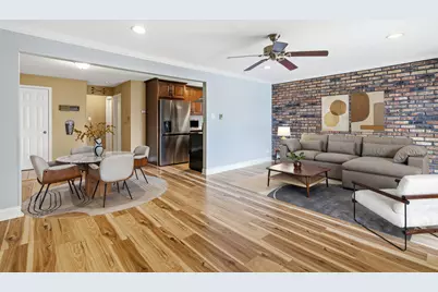 7306 Blackstone Avenue #2, Justice, IL 60458 - Photo 2