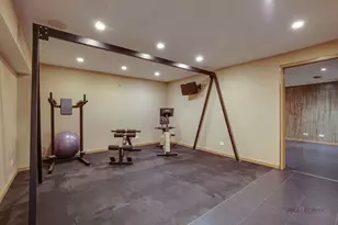 188 W Center St, Wood Dale, IL 60191 - Photo 30