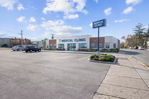 1361 Benton St, Crete, IL 60417 - Photo 1