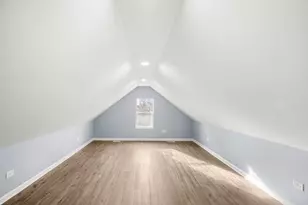 2402 N 41st Rd, Sheridan, IL 60551 - Photo 22