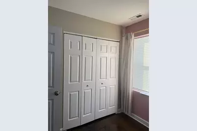 654 E 105th Street, Chicago, IL 60628 - Photo 10