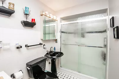 3812 N Oakley Avenue, Chicago, IL 60618 - Photo 10