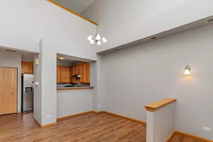 2255 Georgetown Cir, Aurora, IL 60503 - Photo 4