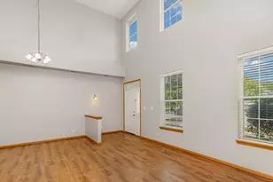 2255 Georgetown Cir, Aurora, IL 60503 - Photo 2