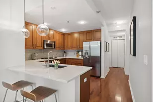 160 E Illinois St, Chicago, IL 60611 - Photo 8