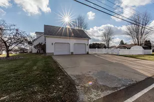 732 N Linn St, Princeton, IL 61356 - Photo 30