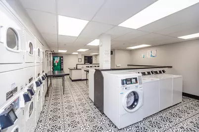 1100 N Dearborn Street #1211, Chicago, IL 60610 - Photo 12
