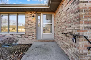 102 Wyndstone Dr, Elwood, IL 60421 - Photo 2