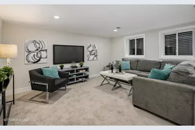 932 N Wheeling Road, Mount Prospect, IL 60056 - Photo 16