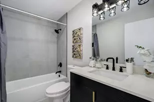 1100 N Warwick Circle, Hoffman Estates, IL 60169 - Photo 20