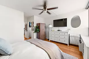 1455 N Sandburg Terrace, Chicago, IL 60610 - Photo 14