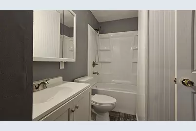 1702 W 9th Street, Dixon, IL 61021 - Photo 6