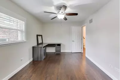 6025 N Hiawatha Avenue, Chicago, IL 60646 - Photo 12