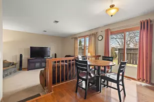 7458 W Wishing Well Dr, Frankfort, IL 60423 - Photo 18