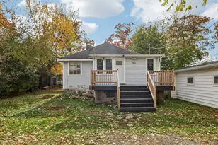 18631 W Main St, Grayslake, IL 60030 - Photo 1