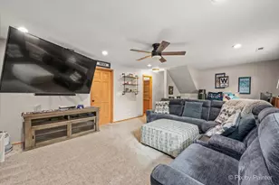 12976 W 28th St, Beach Park, IL 60099 - Photo 8