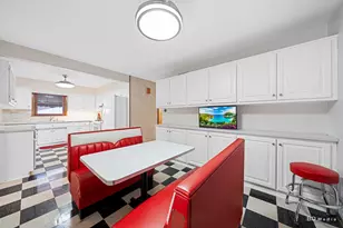 9837 Massasoit Ave, Oak Lawn, IL 60453 - Photo 12