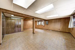 9837 Massasoit Ave, Oak Lawn, IL 60453 - Photo 26