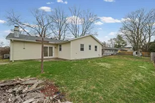 2307 Branch Rd, Champaign, IL 61821 - Photo 30