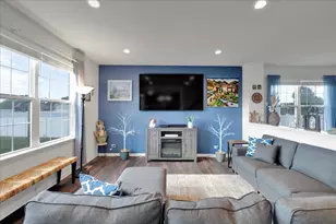 435 Fawn Dr, Oswego, IL 60543 - Photo 4