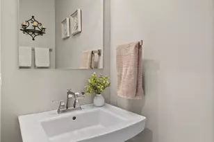 1053 Sears Cir, Elburn, IL 60119 - Photo 10