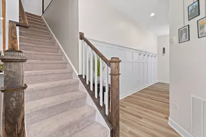 1053 Sears Circle, Elburn, IL 60119 - Photo 12