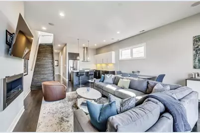 1021 N Hermitage Avenue #3, Chicago, IL 60622 - Photo 4