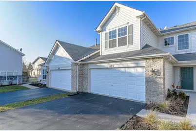 1623 S Candlestick Way #1623, Waukegan, IL 60085 - Photo 2