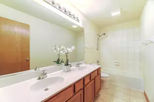 1623 S Candlestick Way, Waukegan, IL 60085 - Photo 10