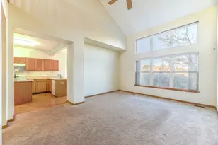 1623 S Candlestick Way, Waukegan, IL 60085 - Photo 4