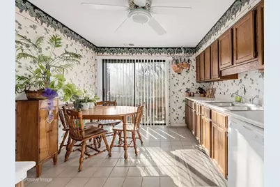 1S055 Spring Road #2C, Oakbrook Terrace, IL 60181 - Photo 12