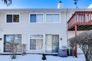 1144 E Cambria North Ln, Lombard, IL 60148 - Photo 14