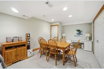 15 Manchester Lane, Elmhurst, IL 60126 - Photo 32