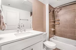 50 E 16th St, Chicago, IL 60616 - Photo 10