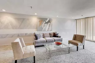 4000 Triumvera Dr, Glenview, IL 60025 - Photo 4