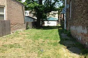 4030 W Arthington St, Chicago, IL 60624 - Photo 1