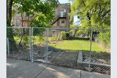 2939 W Flournoy Street, Chicago, IL 60612 - Photo 1