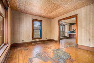 919 Clay St, Woodstock, IL 60098 - Photo 4