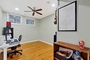 2457 W Foster Ave, Chicago, IL 60625 - Photo 14