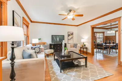 1229 W Hood Avenue, Chicago, IL 60660 - Photo 4