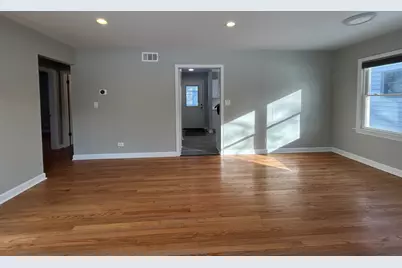 807 Elm Avenue, Geneva, IL 60134 - Photo 2