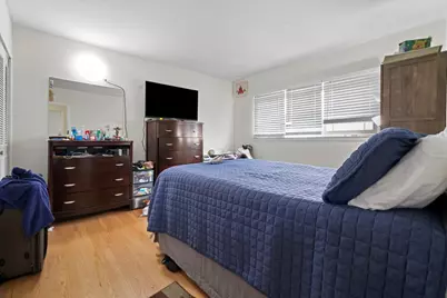 8050 Niles Avenue #2E, Skokie, IL 60077 - Photo 2