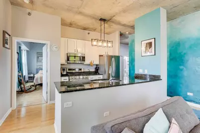 1122 W Catalpa Avenue #703, Chicago, IL 60640 - Photo 6