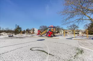 1109 Carriage Ln, Schaumburg, IL 60193 - Photo 26