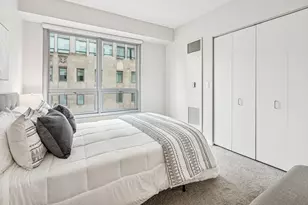 160 E Illinois St, Chicago, IL 60611 - Photo 18