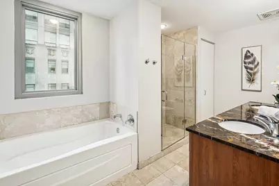 160 E Illinois Street #1008, Chicago, IL 60611 - Photo 16