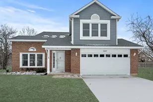 607 Wainsford Dr, Hoffman Estates, IL 60169 - Photo 1