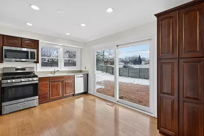 607 Wainsford Drive, Hoffman Estates, IL 60169 - Photo 14