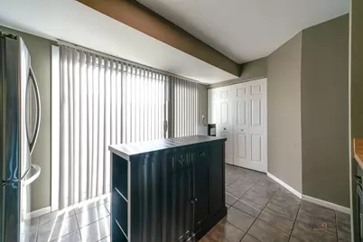 [Address not provided], Elgin, IL 60120 - Photo 14