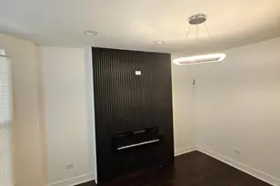 7832 S Evans Ave, Chicago, IL 60619 - Photo 4